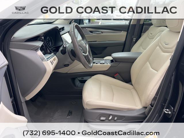 used 2023 Cadillac XT5 car, priced at $30,990