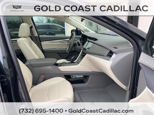 used 2023 Cadillac XT5 car, priced at $30,990
