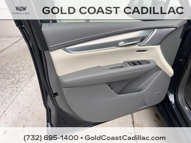 used 2023 Cadillac XT5 car, priced at $30,990