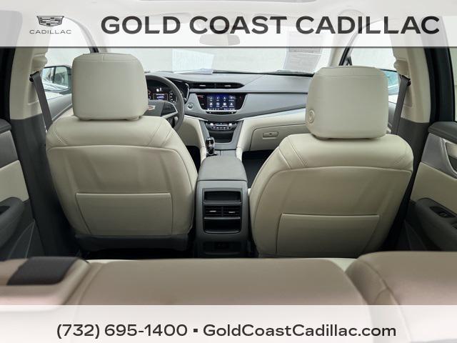 used 2023 Cadillac XT5 car, priced at $30,990