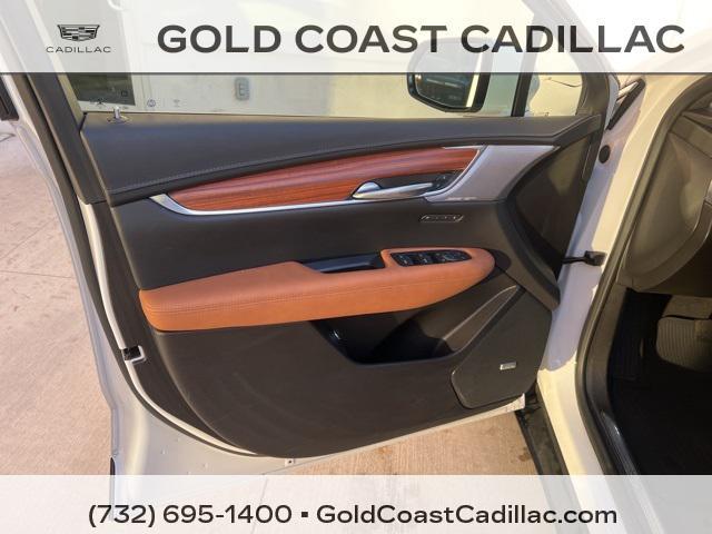 used 2023 Cadillac XT5 car, priced at $32,140