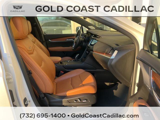 used 2023 Cadillac XT5 car, priced at $32,140