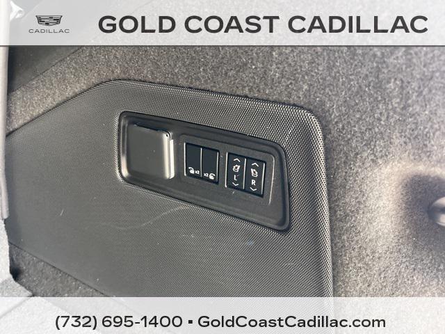 used 2022 Cadillac Escalade car, priced at $75,270