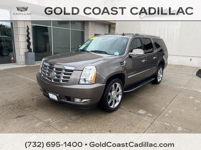 used 2014 Cadillac Escalade ESV car, priced at $11,480
