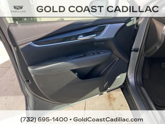 used 2021 Cadillac XT5 car, priced at $31,490