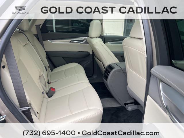 used 2023 Cadillac XT5 car, priced at $34,880