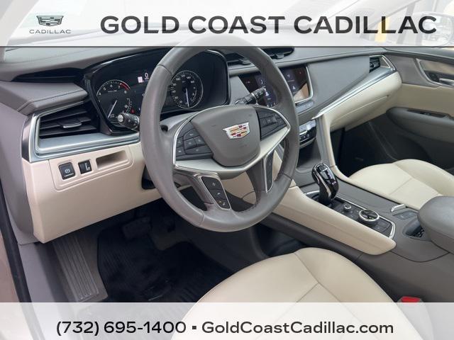 used 2023 Cadillac XT5 car, priced at $34,880