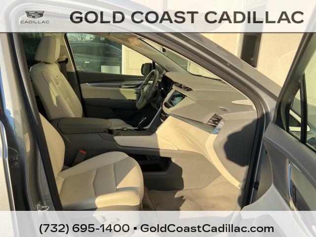 used 2024 Cadillac XT5 car, priced at $41,660