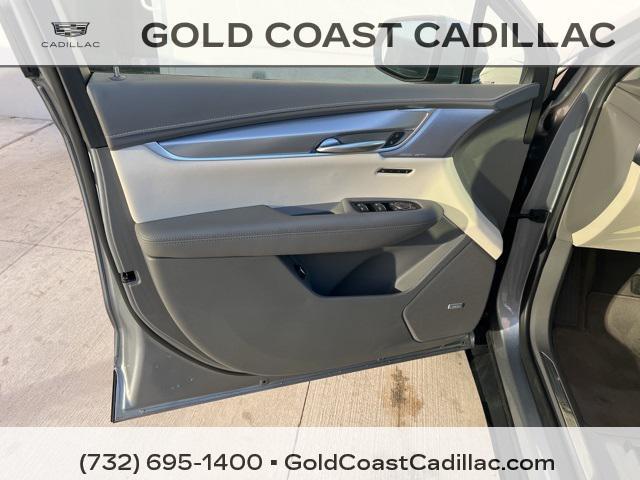 used 2024 Cadillac XT5 car, priced at $41,660