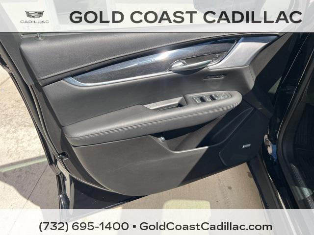 used 2022 Cadillac XT5 car, priced at $29,850