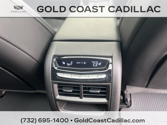 used 2022 Cadillac XT5 car, priced at $31,270