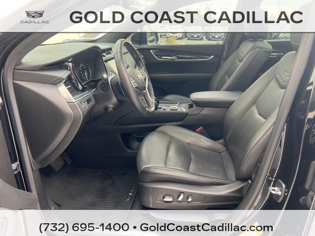 used 2022 Cadillac XT5 car, priced at $31,270