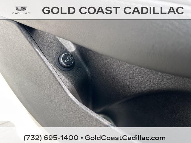 used 2022 Cadillac XT5 car, priced at $32,630
