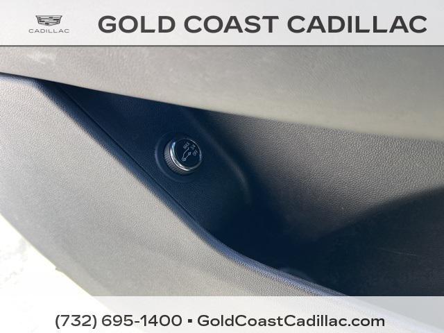 used 2022 Cadillac XT5 car, priced at $25,480