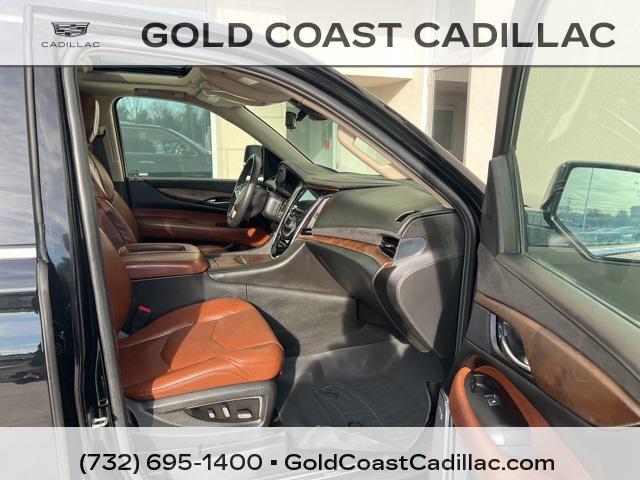 used 2020 Cadillac Escalade ESV car, priced at $38,440