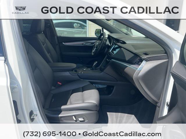 used 2022 Cadillac XT5 car, priced at $27,290