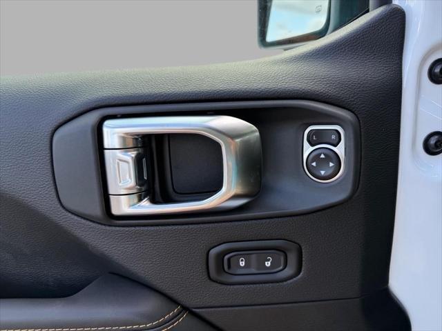 new 2025 Jeep Gladiator car, priced at $41,410
