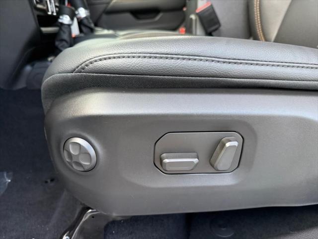 new 2025 Jeep Gladiator car, priced at $41,410