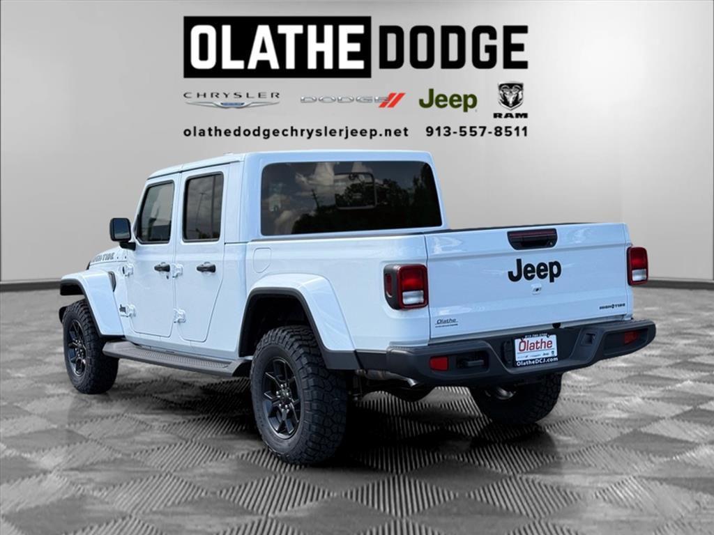 new 2025 Jeep Gladiator car, priced at $42,938