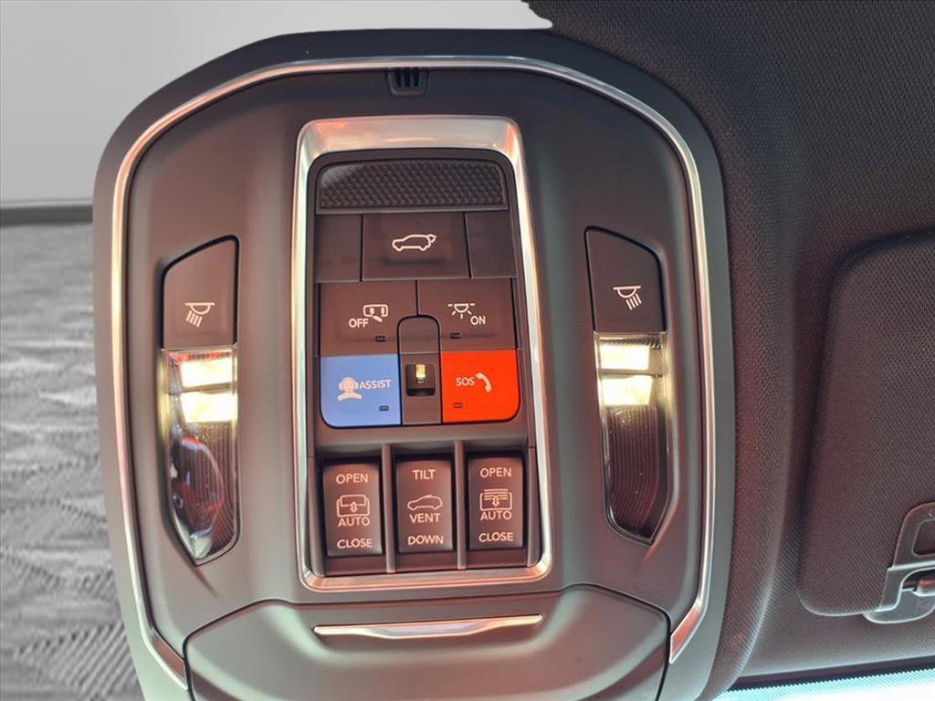 new 2025 Jeep Grand Cherokee L car, priced at $58,359