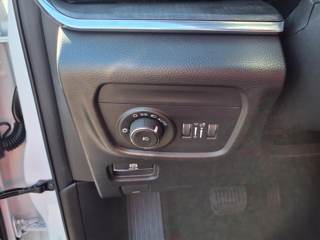 new 2025 Jeep Grand Cherokee L car, priced at $58,359