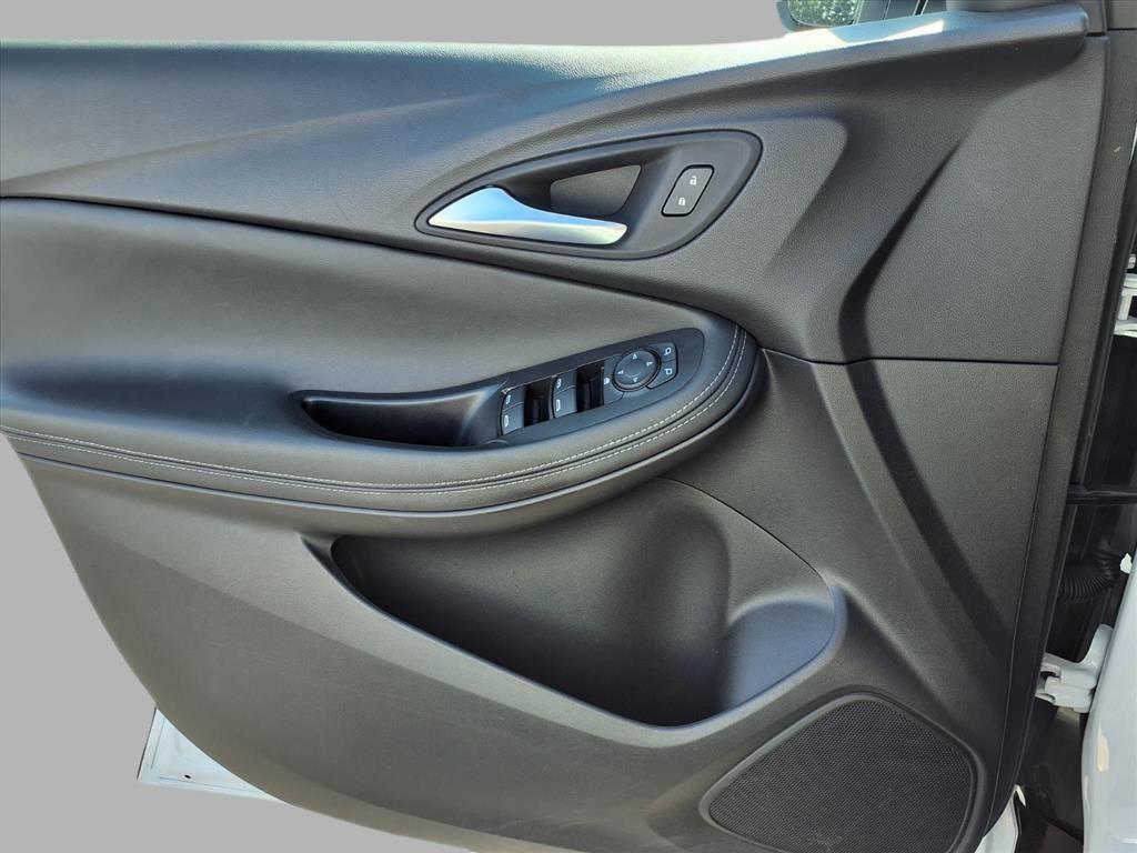 used 2024 Buick Encore GX car, priced at $21,950