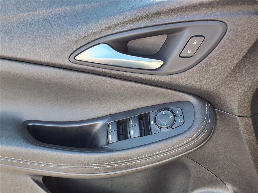 used 2024 Buick Encore GX car, priced at $21,950