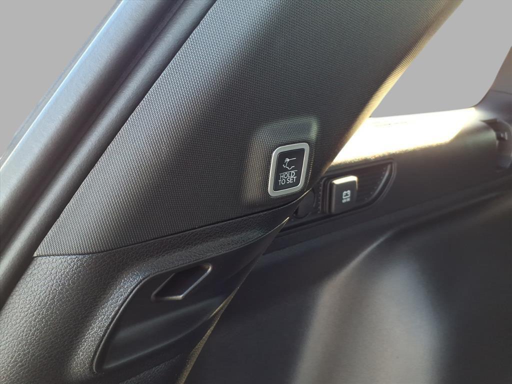 new 2025 Jeep Grand Cherokee car, priced at $39,875