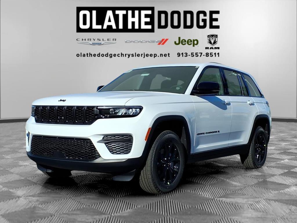 new 2025 Jeep Grand Cherokee car, priced at $39,875