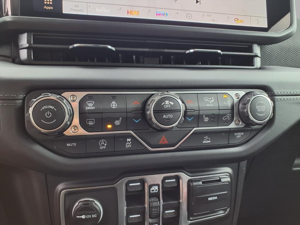 new 2025 Jeep Wrangler car, priced at $52,996