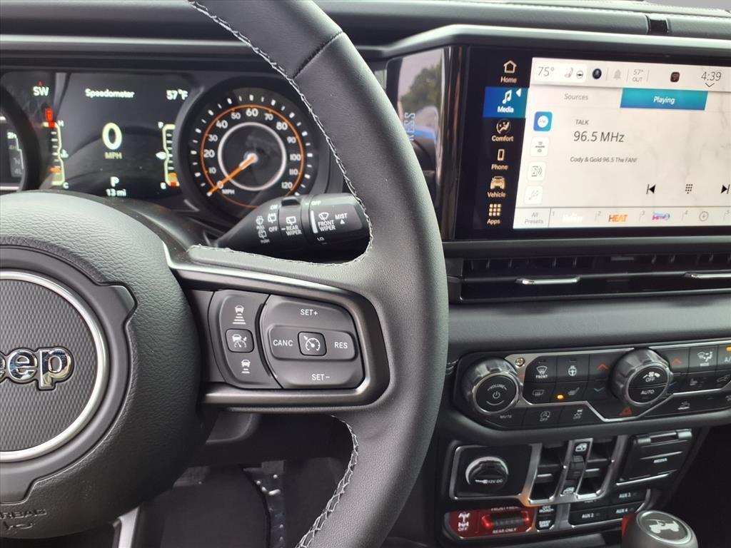 new 2025 Jeep Wrangler car, priced at $52,996