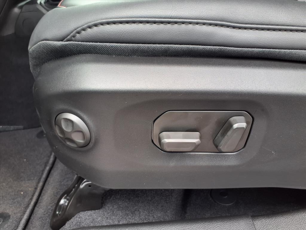 new 2025 Jeep Wrangler car, priced at $52,996