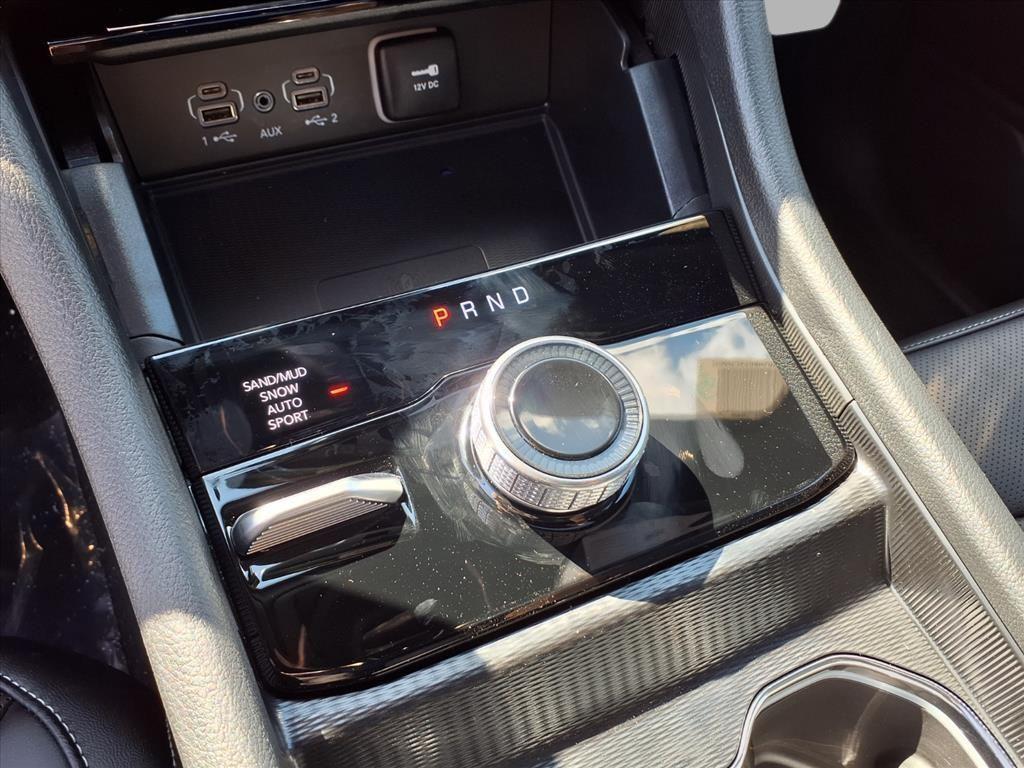 new 2025 Jeep Grand Cherokee car, priced at $47,609