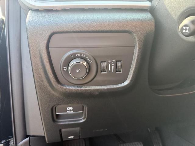 new 2025 Jeep Grand Cherokee car, priced at $50,168