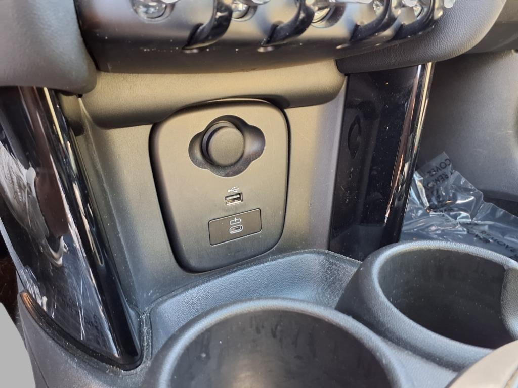 used 2023 MINI Hardtop car, priced at $25,950