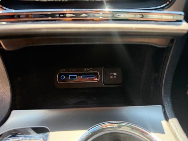 used 2017 Jeep Grand Cherokee car, priced at $15,531