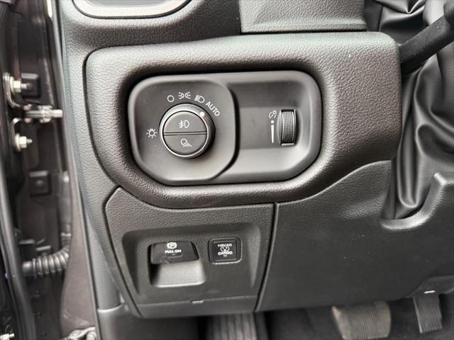 new 2025 Ram 1500 car, priced at $48,176