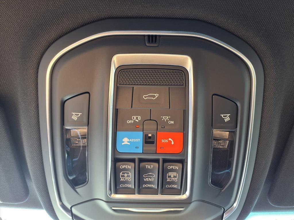 new 2025 Jeep Grand Cherokee L car, priced at $49,859