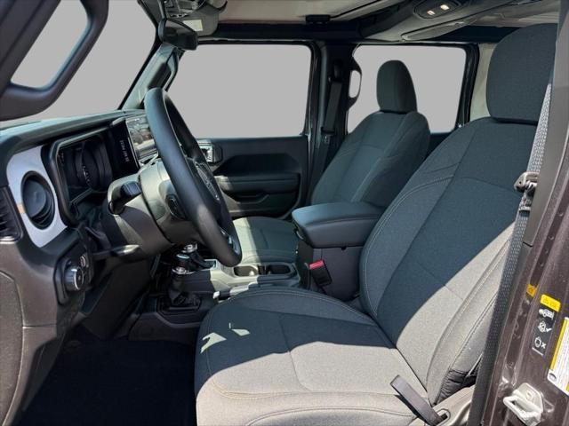 new 2025 Jeep Wrangler car, priced at $39,397