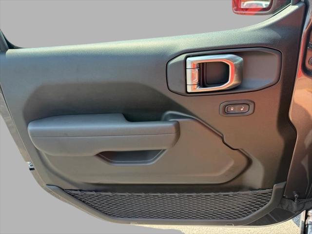 new 2025 Jeep Wrangler car, priced at $39,397