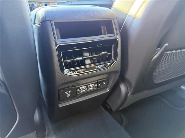 new 2025 Jeep Grand Cherokee car, priced at $46,800