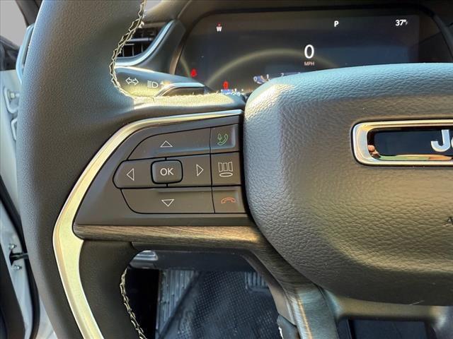 new 2025 Jeep Grand Cherokee car, priced at $46,800