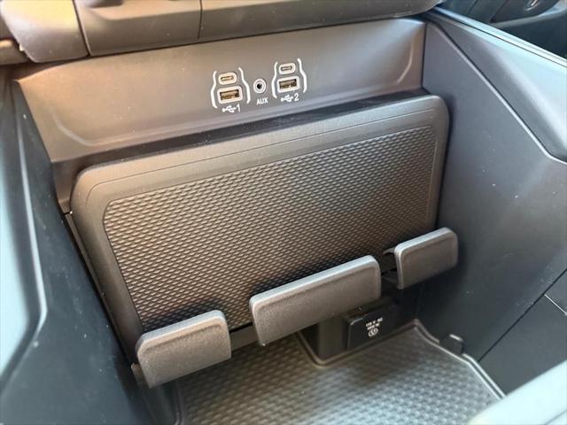 new 2025 Ram 1500 car, priced at $47,158