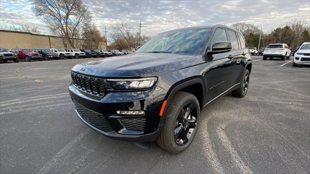 new 2025 Jeep Grand Cherokee car, priced at $51,955