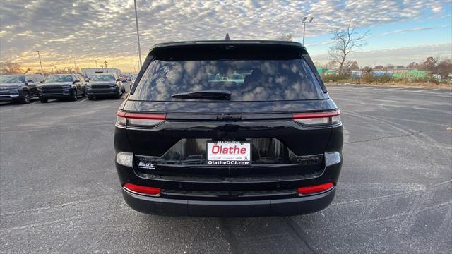 new 2025 Jeep Grand Cherokee car, priced at $51,955