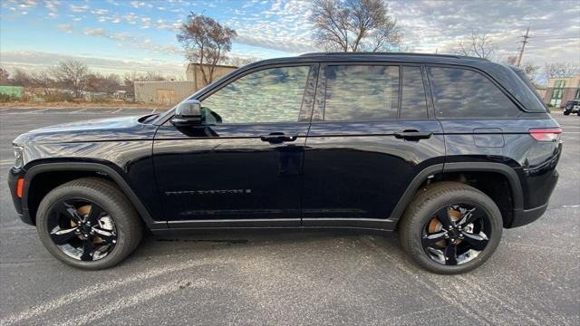 new 2025 Jeep Grand Cherokee car, priced at $51,955