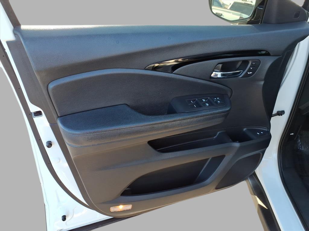 used 2019 Honda Pilot car, priced at $23,361