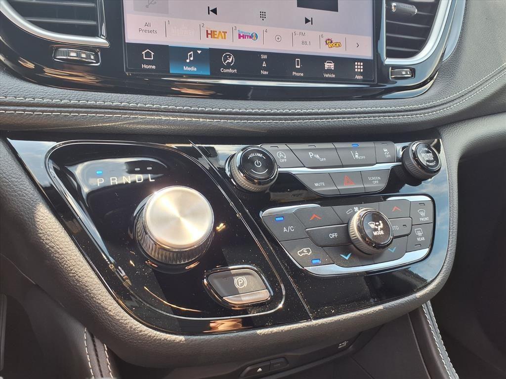 new 2026 Chrysler Pacifica car, priced at $46,075