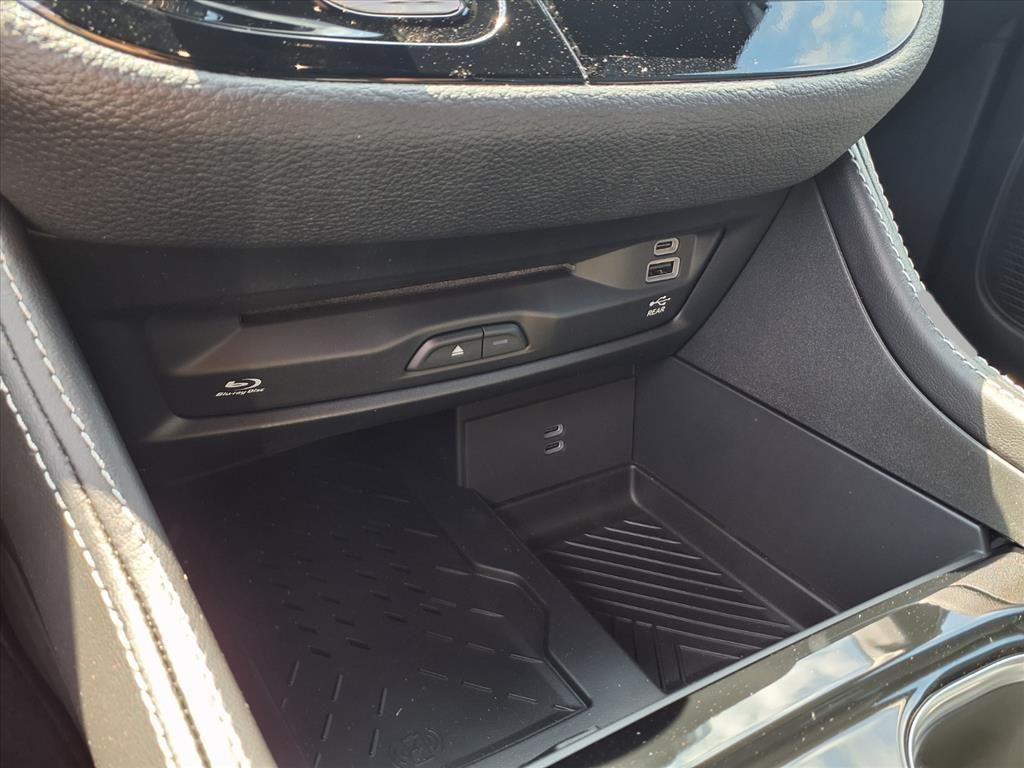 new 2026 Chrysler Pacifica car, priced at $46,075