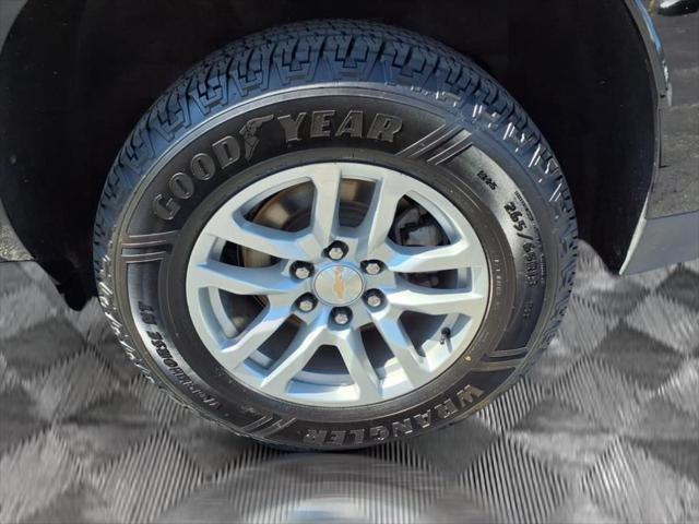 used 2023 Chevrolet Suburban car, priced at $44,930